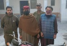 سرگودھا :دو موٹر سائیکل چور تھانہ بھاگٹانوالہ پولیس کی گرفت میں گرفتار ملزمان کے قبضہ سے 02 چوری شدہ موٹر سائیکلیں برآمد
