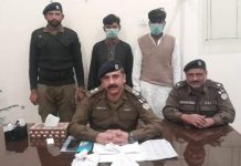 سرگودھا پولیس کی کارروائی منشیات فروش اور غیر قانونی اسلحہ رکھنے والا ملزم رنگے ہاتھوں گرفتار،چرس اور غیرقانونی اسلحہ برآمد