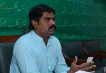 جھنگ۔پولیس با اثر سیاسی شخصیت کی ایماءپر ملزمان کو گرفتار نہیں کر رہی اور اس کی چوری برآمد نہیں کروا رہی۔ محمد ایوب نے وزیر اعلیٰ پنجاب محسن نقوی، آئی جی پنجاب ڈاکٹر عثمان انور، آر پی او فیصل آباد اور ڈی پی او جھنگ سے پُر زور مطالبہ ہے کہ مقدمہ کے نامزد ملزمان کو فوری گرفتار کر کے ان سے چوری کا سامان اور نقدی برآمد کروائی جا ئے۔ محمد ایوب