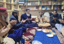 کراچی کمپنی مرکز اہلسنت والجماعت اسلام آباد عبداللہ بن مسعود میں ابن امیر عزیمت سابقہ ایم پی اے مولانا مسرور نواز جھنگوی کی اسلام آباد آمدجرنیل ثانی علامہ مسعود الرحمن عثمانی شہید کے ایصال ثواب کیلئے دعائے مغفرت