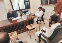 چیف ایگزیکٹو آفیسر فیسکو عامر پنوں سے افتخار خان بلوچ صدر پاکستان مسلم لیگ ن PP130 کی ملاقات، رپورٹ محمدعمرفاروق سٹارنیوز