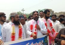شورکوٹ؛ صاحبزادہ مولانا محمدآصف معاویہ سیال کے حکم پر پاک فوج سے اظہار یکجہتی کیلئے شورکوٹ میں ریلی، فوجی محمد رمضان خان بلوچ، قاری محمد عمران معاویہ کا خطاب،
