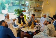 سلطنتِ عمان کے عبدالمالک اسحاق البوسیدی کا چن ون گلبرگ اسٹور لاہور کا دورہ، خدمات کو سراہا