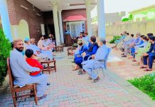 تھرچک:اپنے وعدے وفا کرو،نالہ گھبیر تھرچک پل بناؤ تحریک زور پکڑ گئی،عوام سراپا احتجاج عوامی نمائندے تھرچک سے سوتیلا رویہ بند کریں،کیا ترقی ہمارا حق نہیں۔۔۔؟ بلال احمد معاویہ اعوان