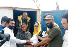 ابکا(Abka) ویلفئیر آرگنائزیشن کی جانب گڑھ مہاراجہ میں سیلاب سیلاب سے متاثری خاندانوں میں راشن تقسیم کیا گیا