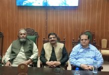آل پاکستان پرائیویٹ سکولز اینڈ کالجز ایسوسی ایشن ضلع راولپنڈی نے ایرڈ ایگریکلچر یونیورسٹی راولپنڈی میں نعتیہ مقابلہ منعقد کیا یہ شاندار مقابلہ طلبہ و طالبات کے اندر اعتماد پیدا کرنے، ان کی صلاحیتوں کو اجاگر کرنے اور دینی و اخلاقی تربیت کو فروغ دینے میں سنگِ میل کی حیثیت رکھتا ہے۔ضلع بھر کے ساٹھ سے زائد سکولز نے بھر پور شرکت کی شرکت بلاشبہ اس کامیاب انتظام پر اپسکا پوری طرح مبارکباد کی مستحق ہے۔