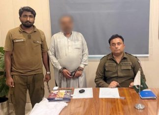 سرگودھا: چوری کے مقدمہ میں ملزم کو بے گناہ کروانے کے لیے شہری سے رقم بٹورنے والا نوسر باز جھال چکیاں پولیس کی گرفت میں، مقدمہ درج